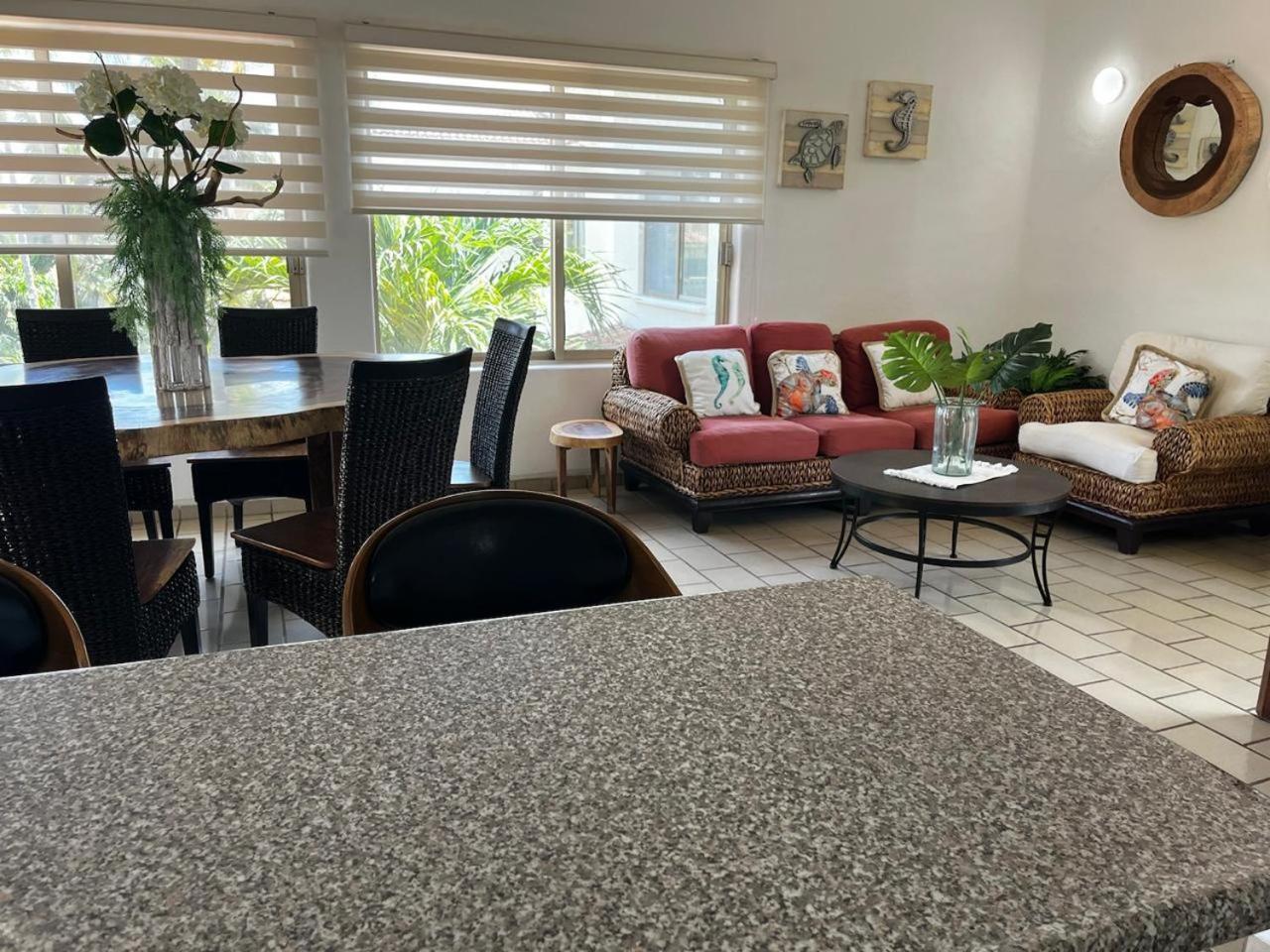 Hermoso Apartamento En Manzanillo Con Alberca Y Cancha De Tenis, Ideal Para Relajarse Y Disfrutar De Una Escapada Tranquila En El Paraiso Tropical Εξωτερικό φωτογραφία
